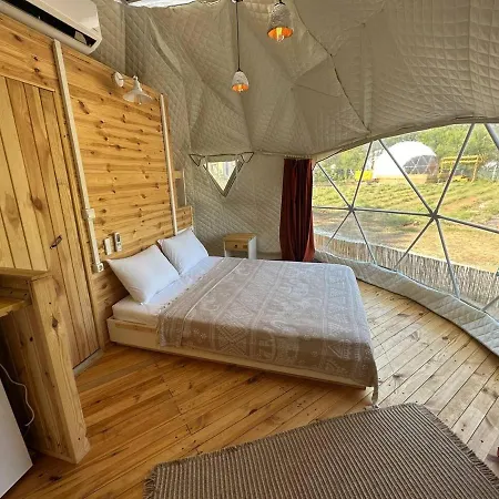 Pavlonyaguestfarm Dome House 3 بيت للعطل *