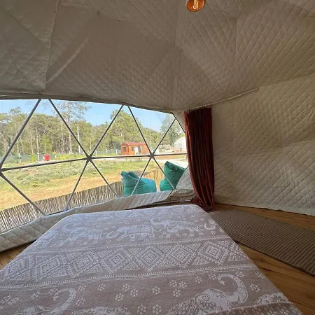بيت للعطل Pavlonyaguestfarm Dome House 3 *